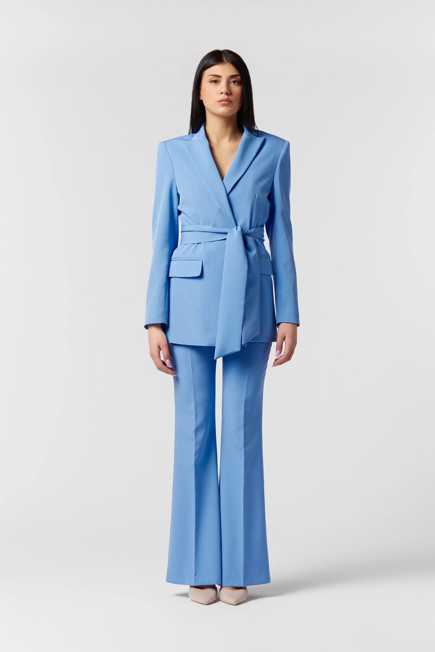Tailleur giacca con cintura e Pantalone zampa - Tessuto Stretch