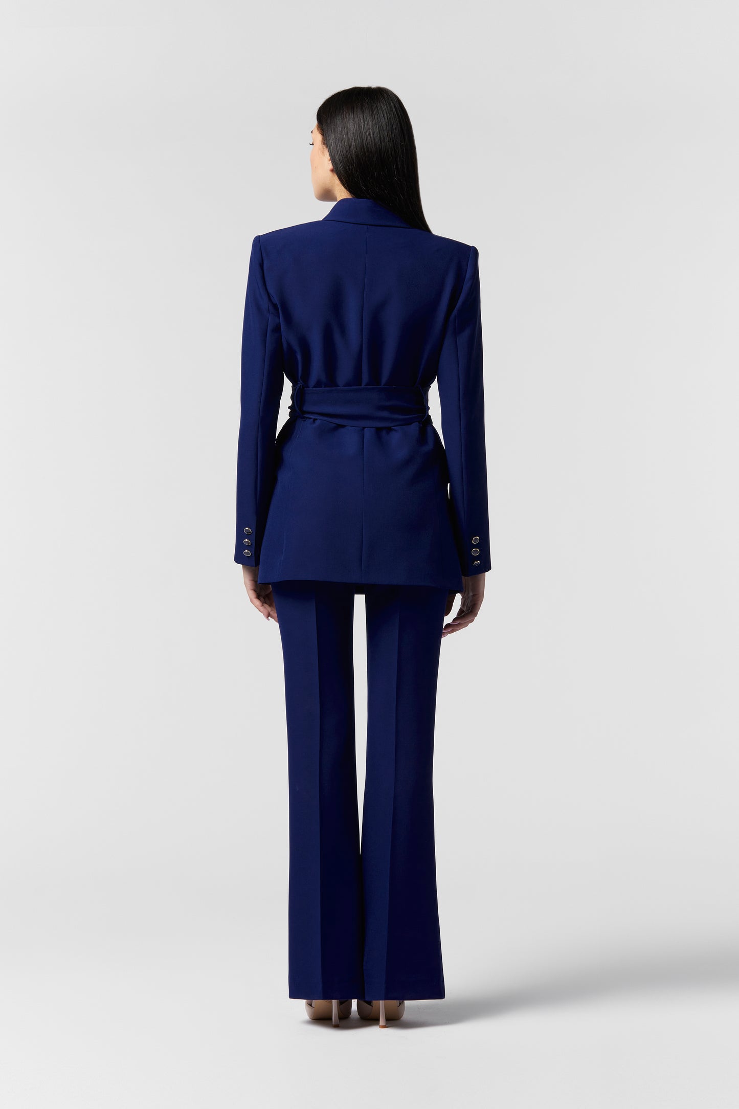 Tailleur giacca con cintura e Pantalone zampa - Tessuto Stretch