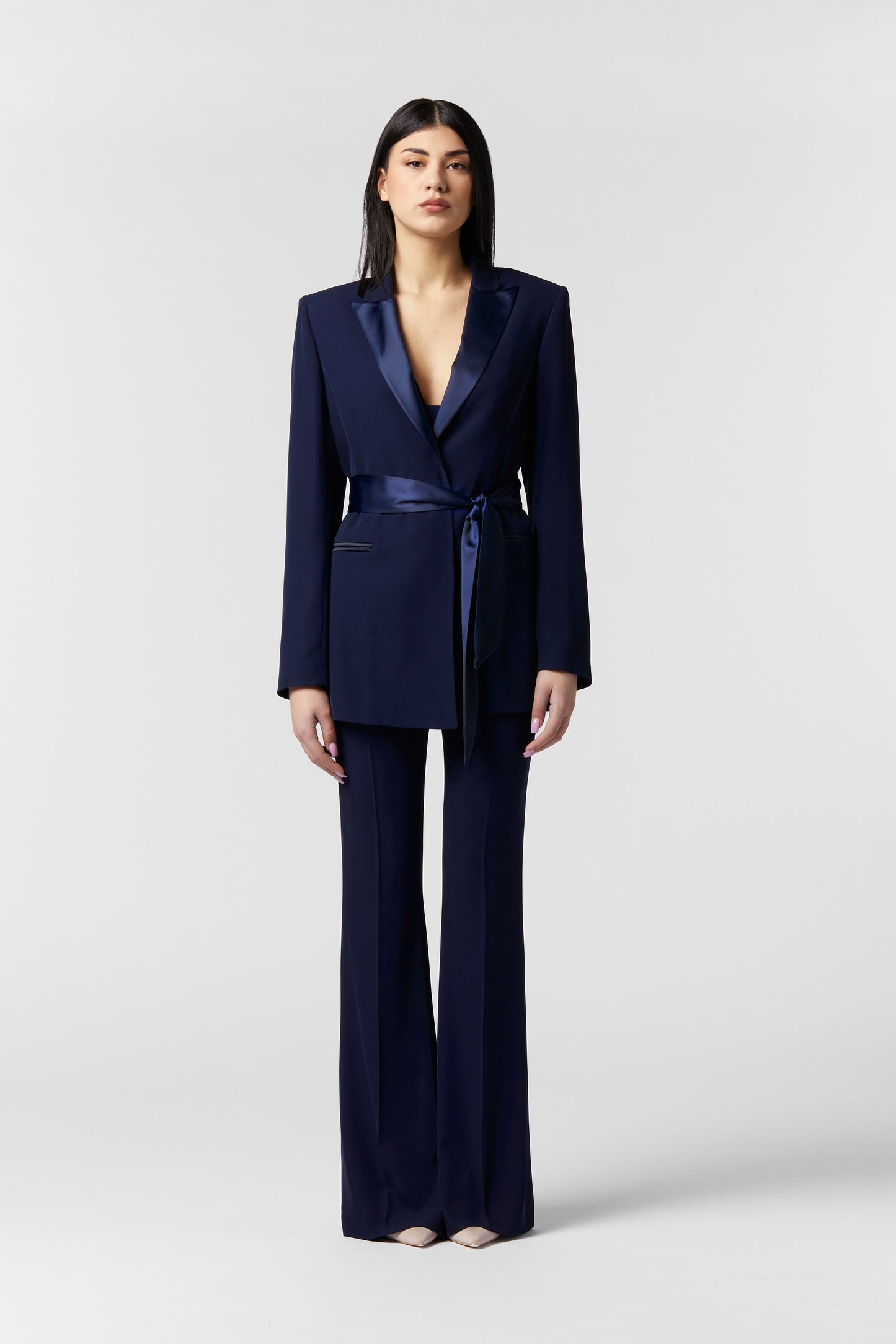 Tailleur Giacca con cintura in raso e Pantalone Zampa - Kady fluido
