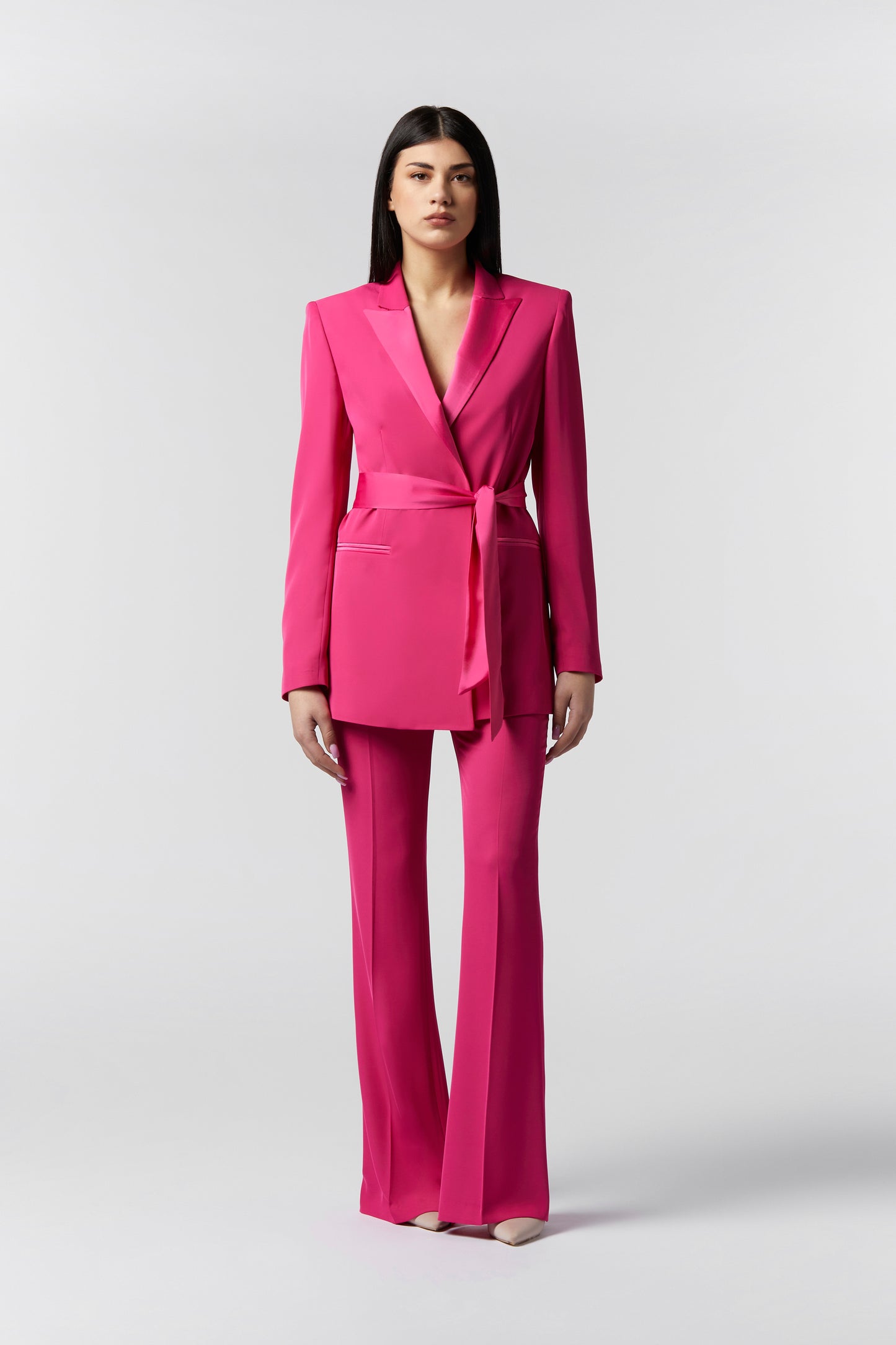 Tailleur Giacca con cintura in raso e Pantalone Zampa - Kady fluido