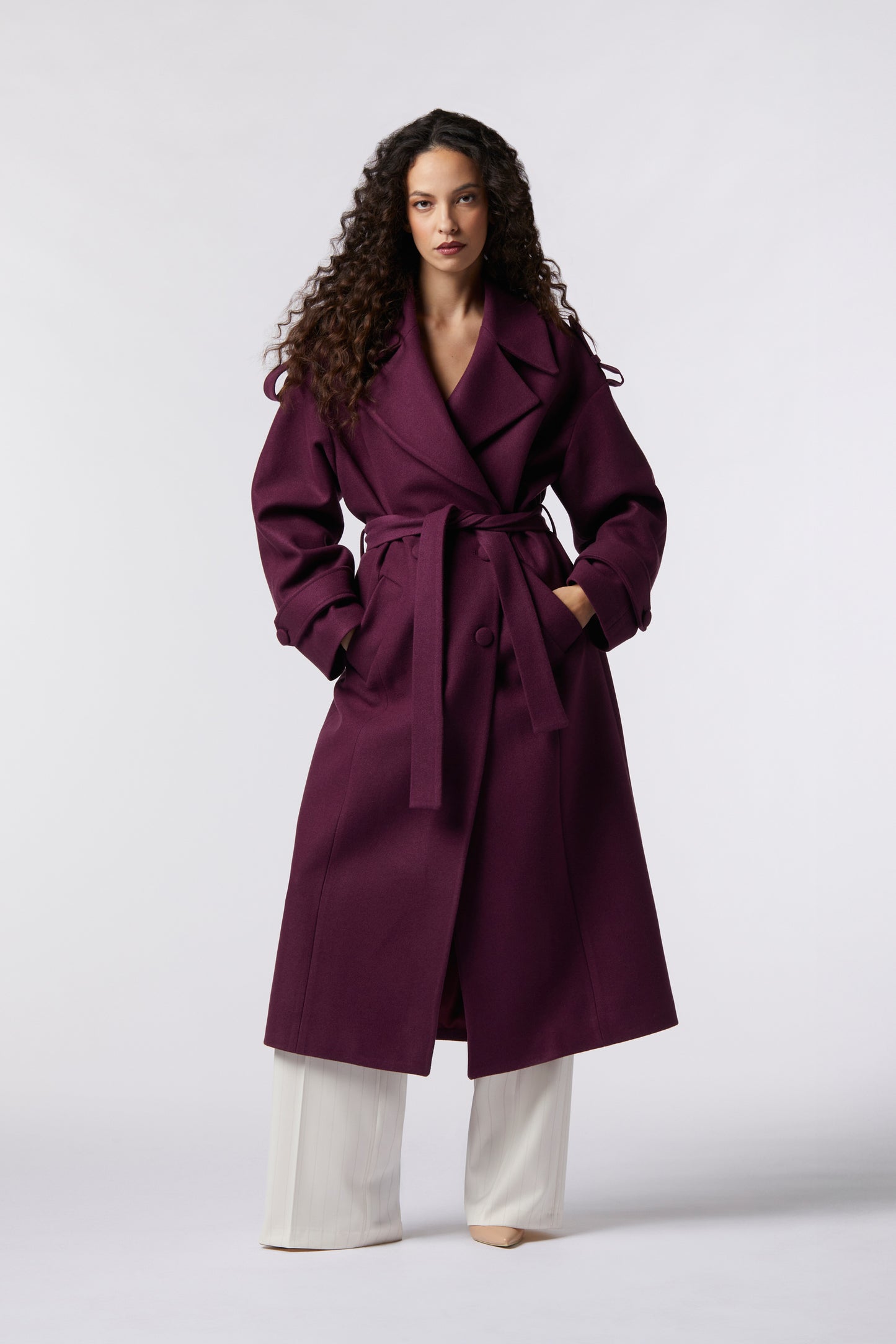 Cappotto doppiopetto con cintura in misto lana