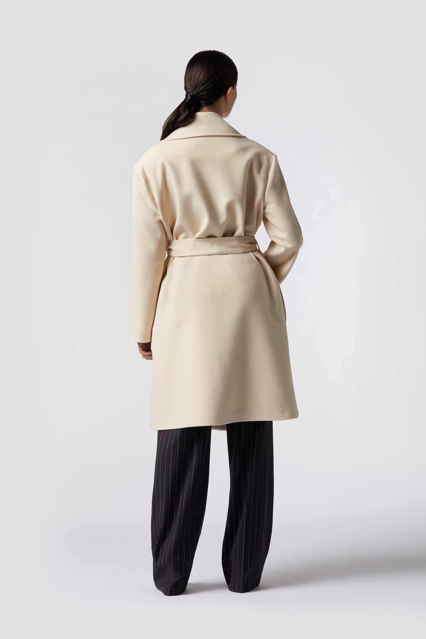 Cappotto midi con cintura in misto lana