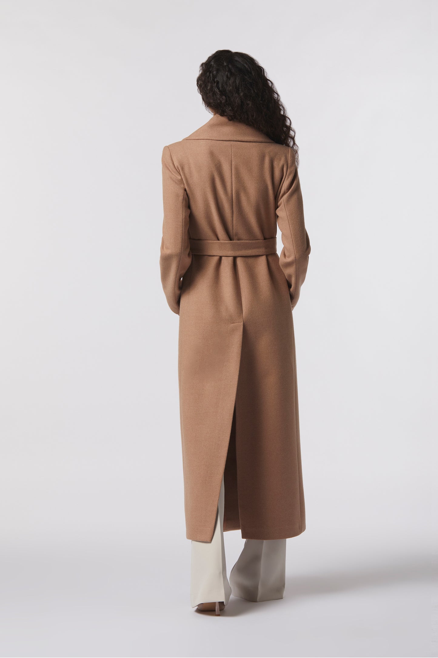 Cappotto lungo con cintura in misto lana