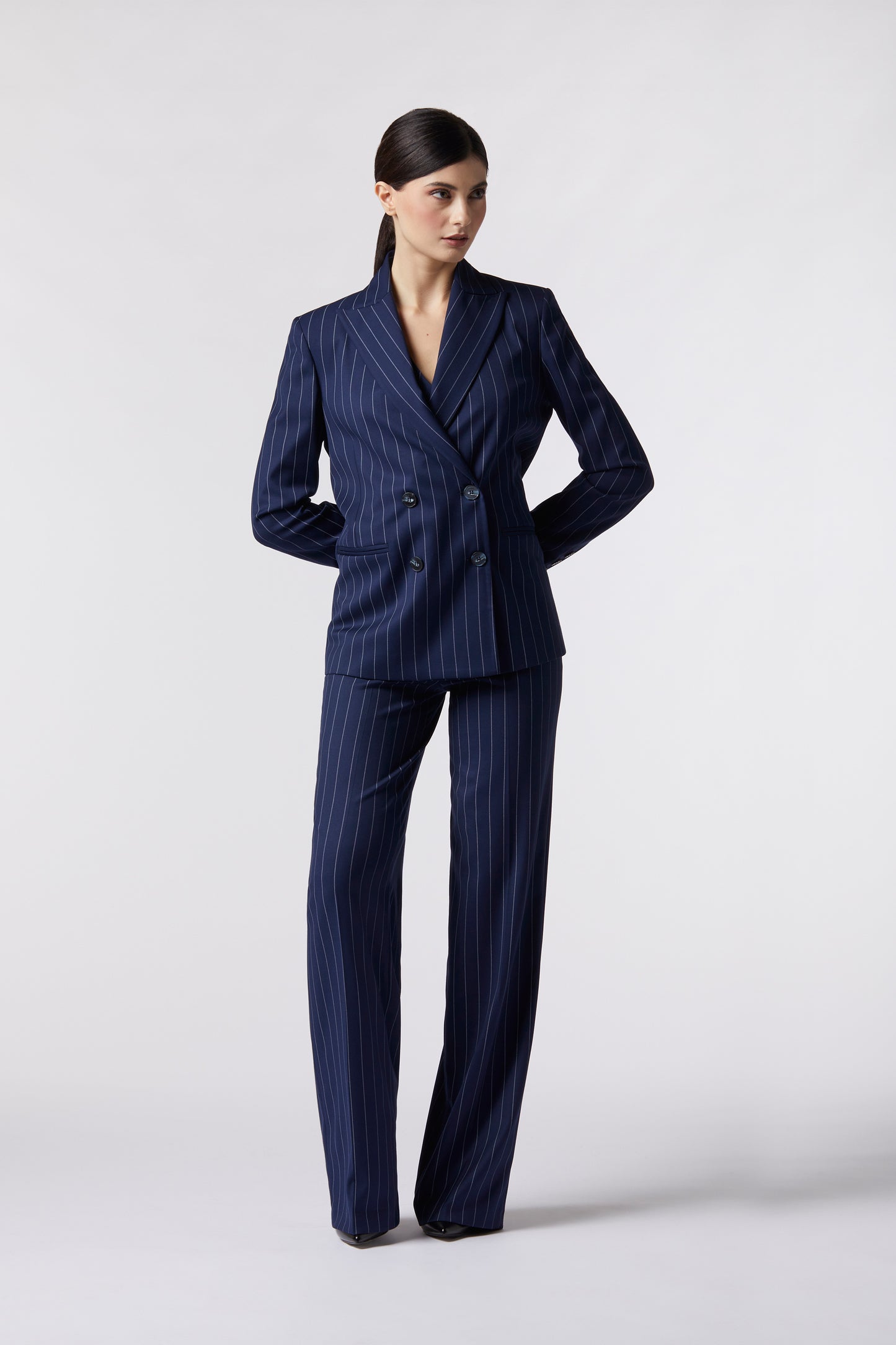 Tailleur Giacca doppiopetto e Pantalone palazzo – Gessato