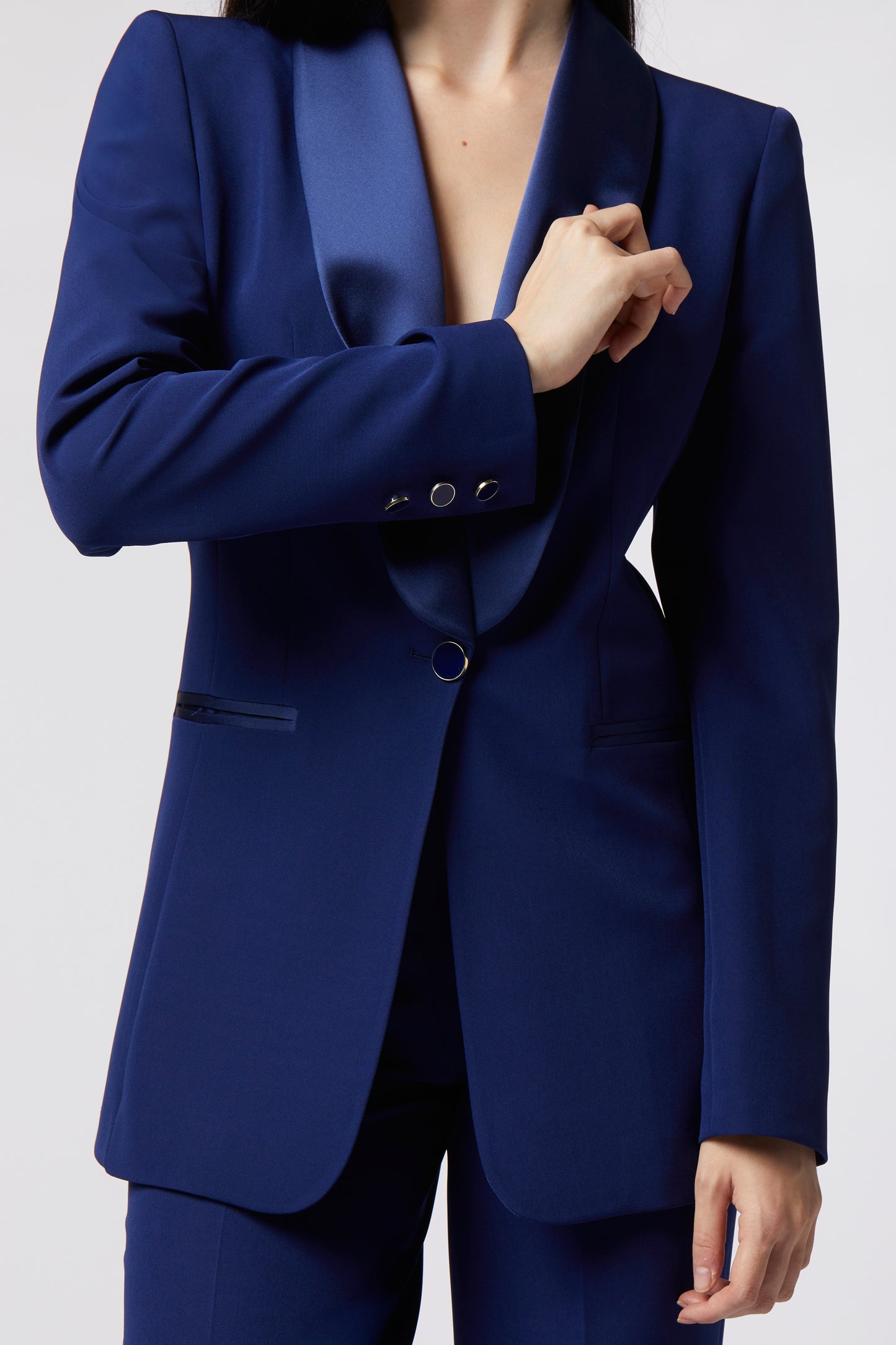 Tailleur Giacca monopetto rever raso e Pantalone palazzo – Tessuto Stretch