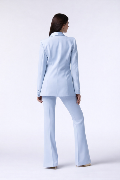 SS26 / Tailleur Giacca monopetto rever raso e Pantalone a zampa – Tessuto Stretch