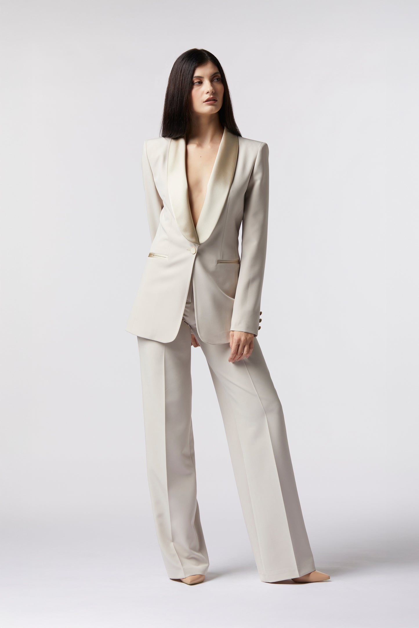 Tailleur Giacca monopetto rever raso e Pantalone palazzo – Tessuto Stretch