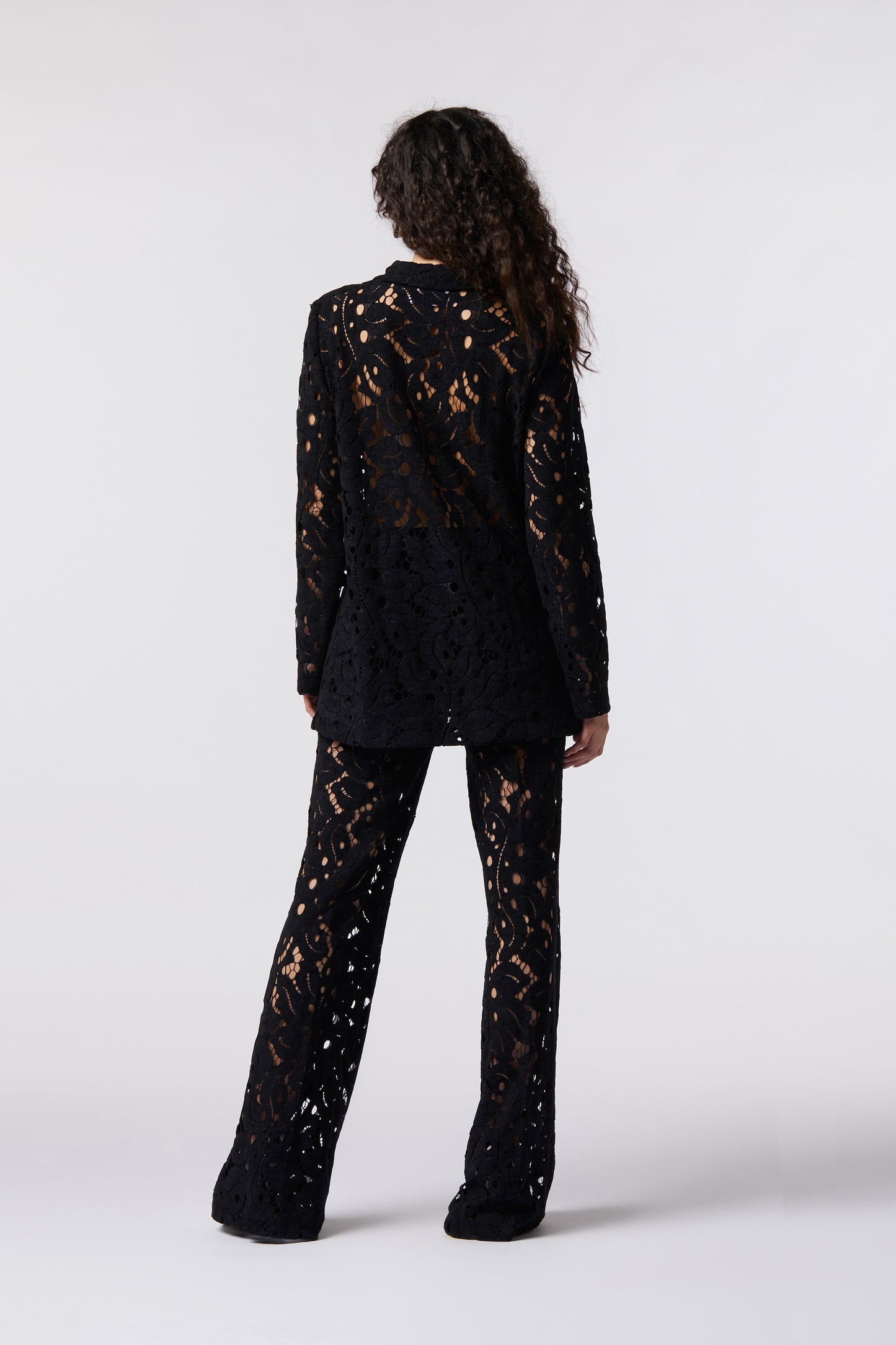 Tailleur Giacca e Pantalone – Pizzo