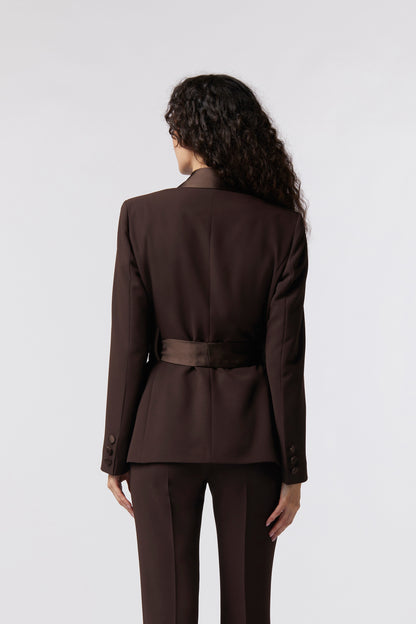 Giacca con cintura e rever raso – Tessuto Kady
