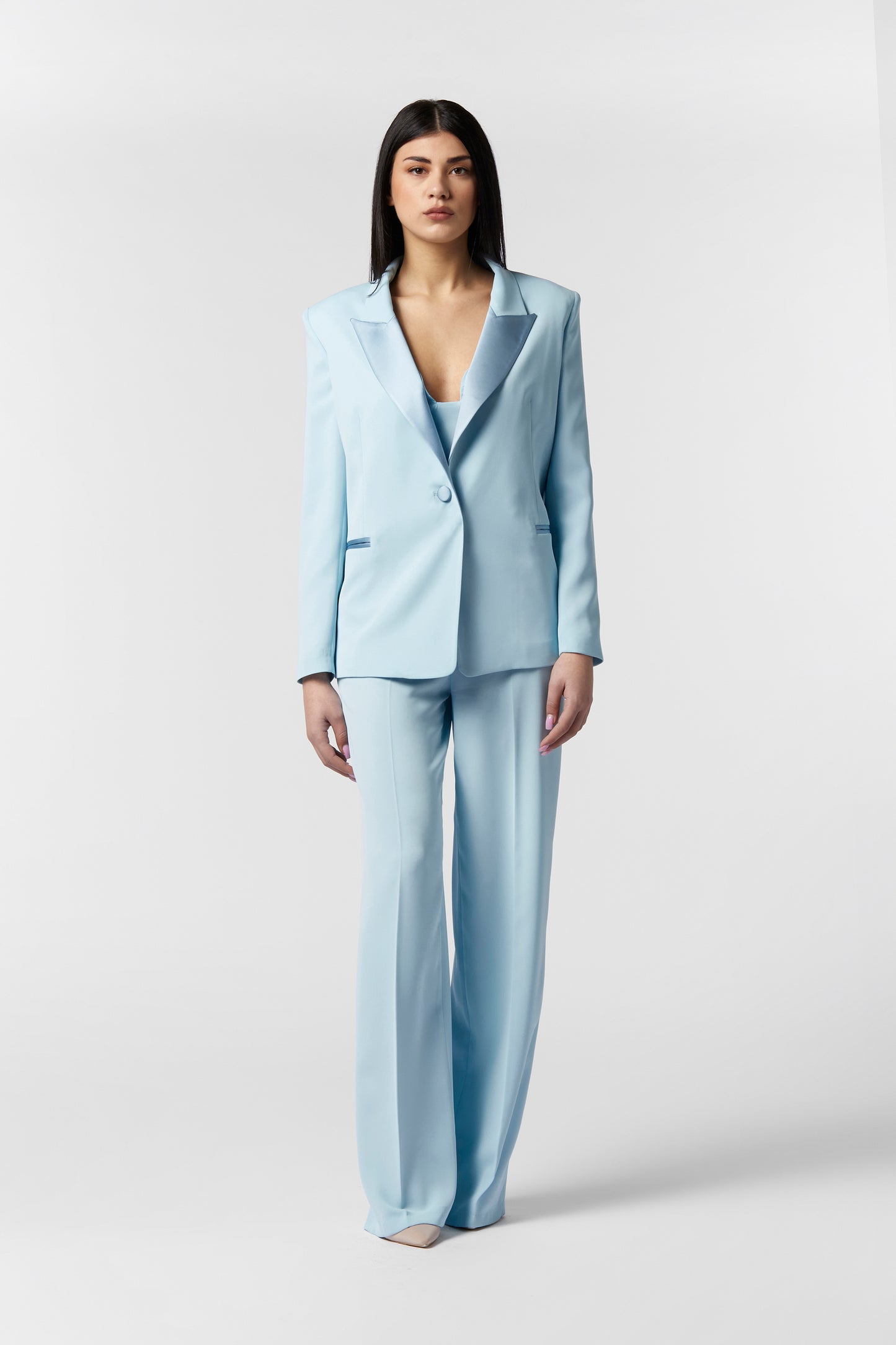 Tailleur Giacca monopetto rever raso e Pantalone palazzo – Kady
