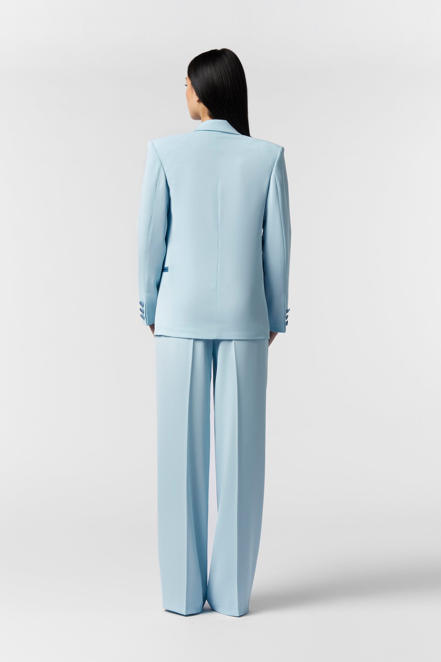 Tailleur Giacca monopetto rever raso e Pantalone palazzo – Kady