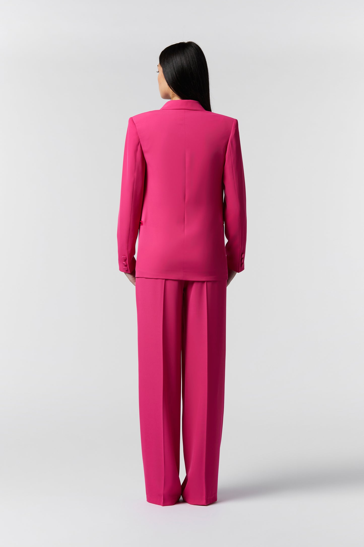 Tailleur Giacca monopetto rever raso e Pantalone palazzo – Kady