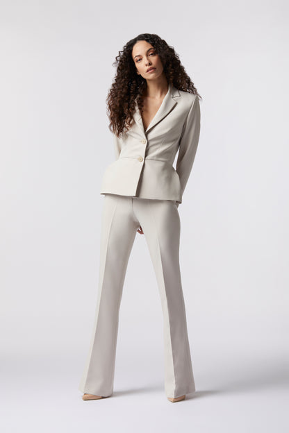 Tailleur Giacca monopetto e Pantalone a zampa – Tessuto Stretch