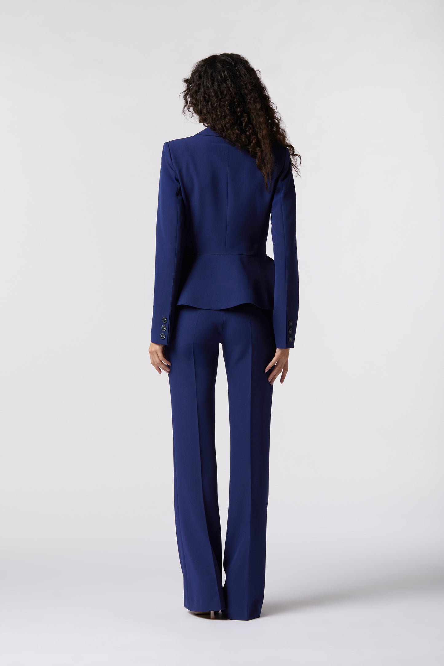 Tailleur Giacca monopetto e Pantalone a zampa – Tessuto Stretch