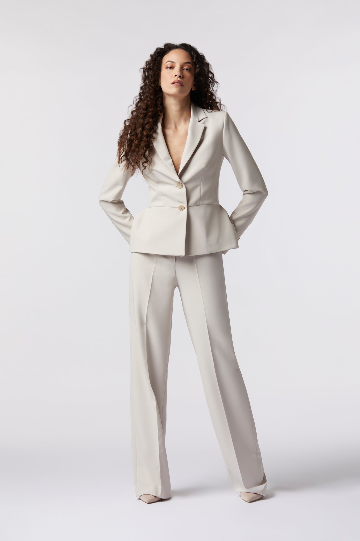 Tailleur Giacca monopetto e Pantalone palazzo – Tessuto Stretch