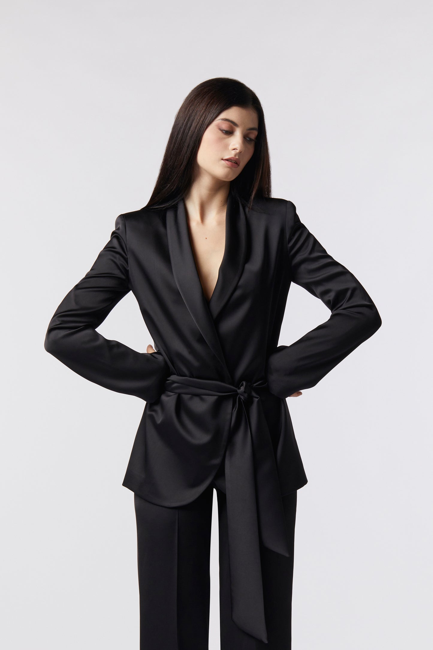 Giacca con cintura – Tessuto Raso