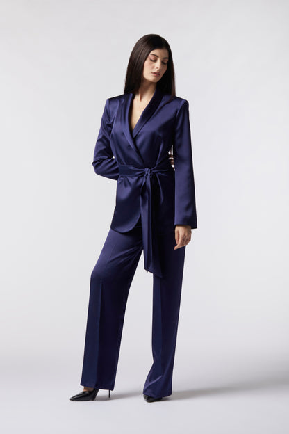 Tailleur Giacca con cintura e Pantalone palazzo – Tessuto Raso
