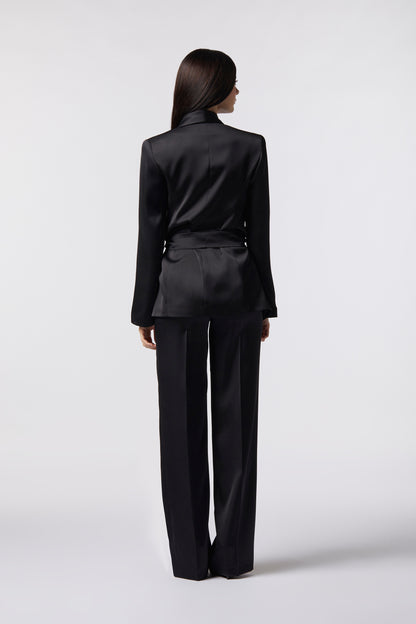 Tailleur Giacca con cintura e Pantalone palazzo – Tessuto Raso
