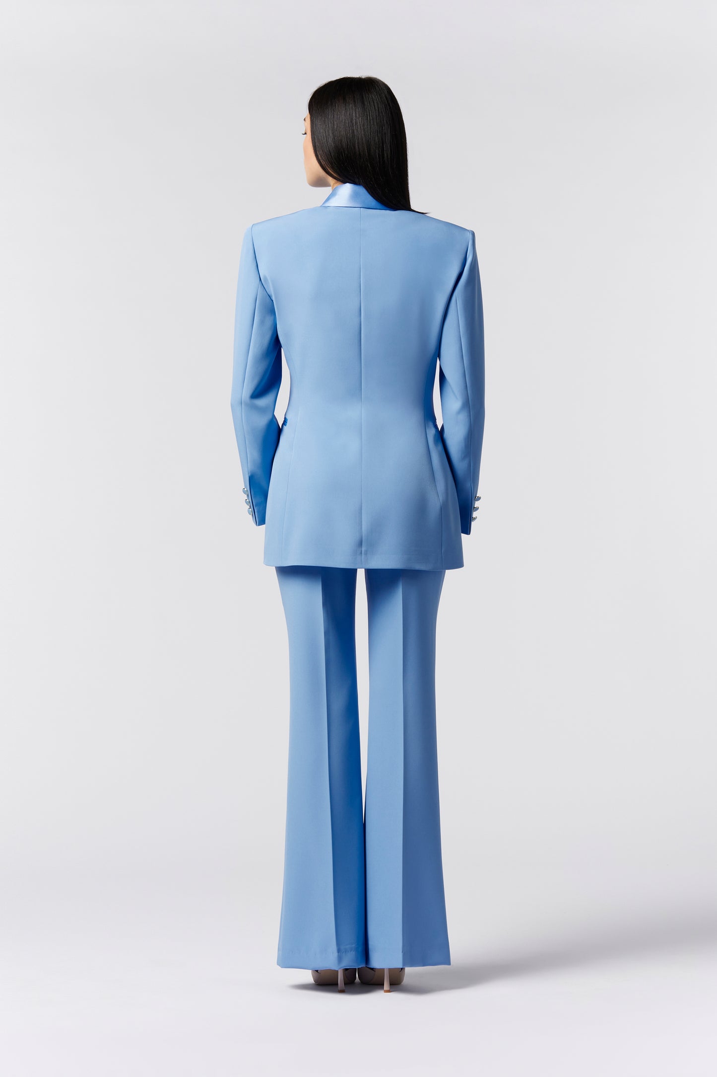 Tailleur Giacca Rever raso e Pantalone zampa - Tecnico